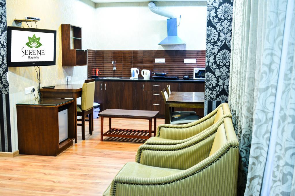 Serene Boutique Hotel Bangalore Eksteriør bilde