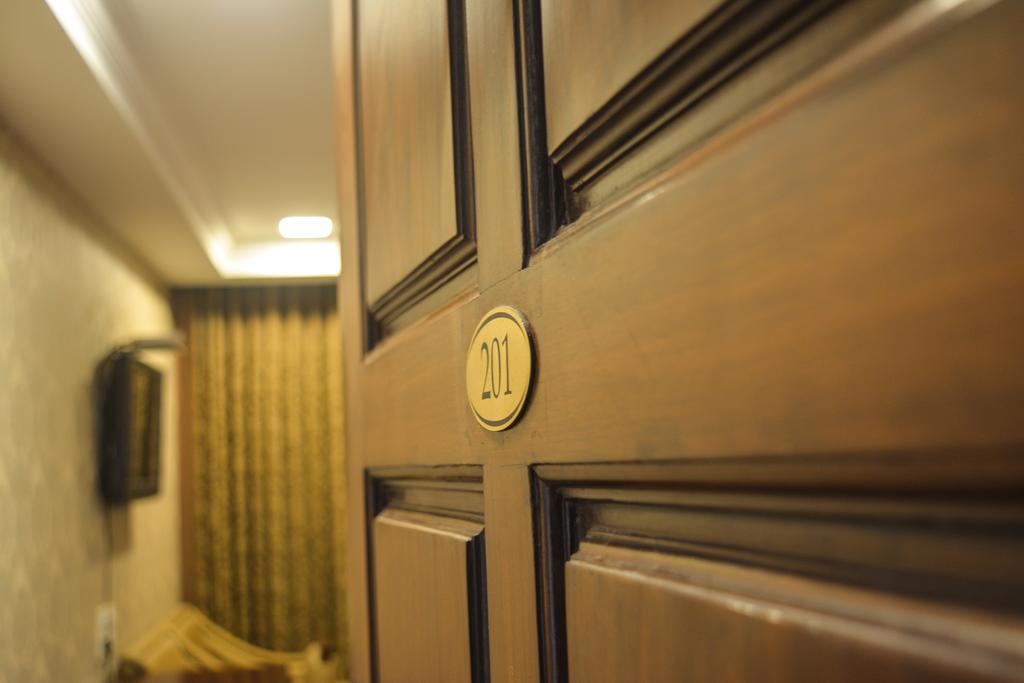 Serene Boutique Hotel Bangalore Eksteriør bilde